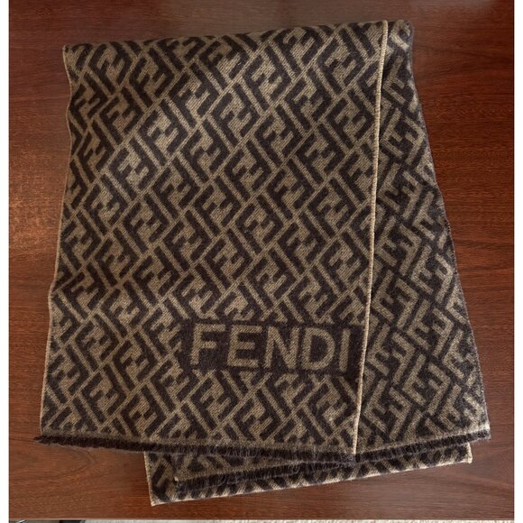 FF Fendi Women's Unisex Scarf Brown Wool And Cashmere Logo Made in Italy - Picture 1 of 5